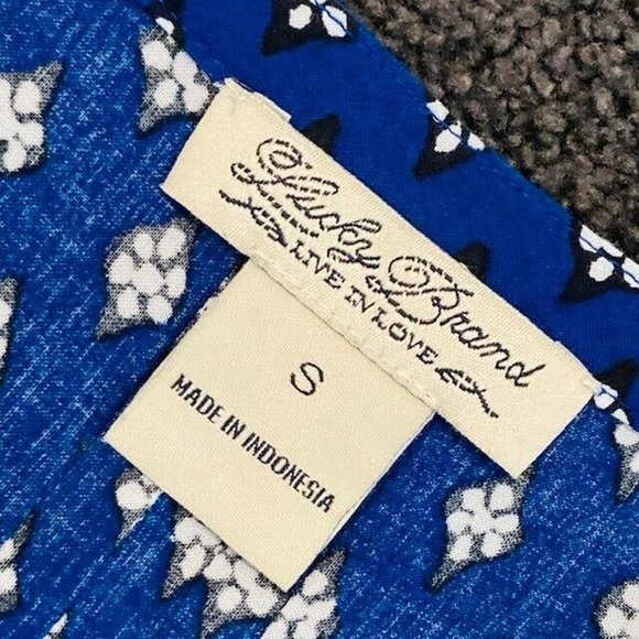 Lucky Women's Small Blue White Black Floral Print Boho Split Neck Blouse Top - Picture 6 of 8